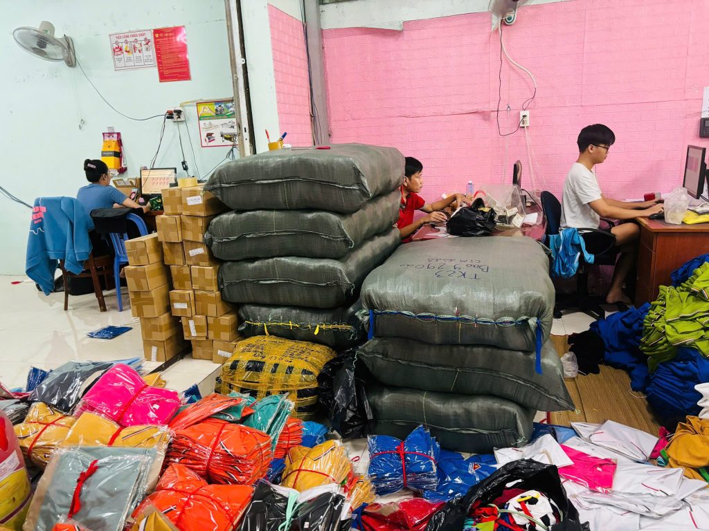 noi sx xuat ao thun polo o HCM